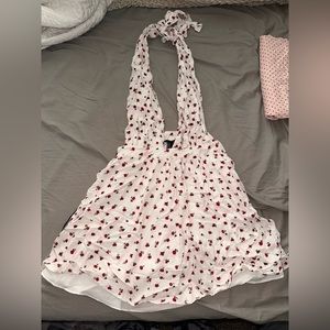 Flowy and showy summer dress